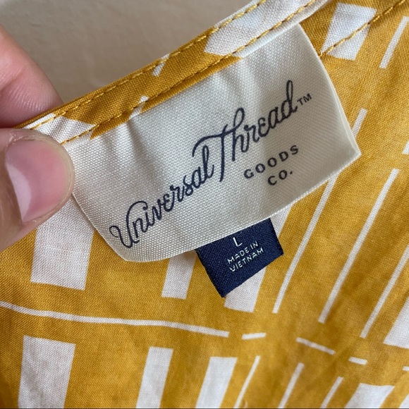 Universal Thread Tank - Picture 2 of 3